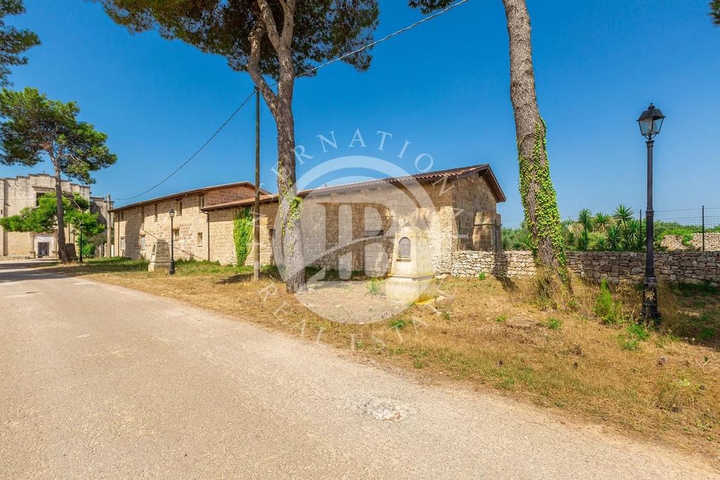 Property photo 2 of 45