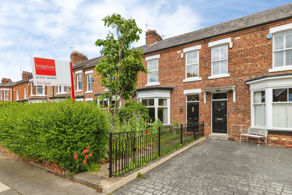Property photo 1 of 17 Pbox-Img.Jpg