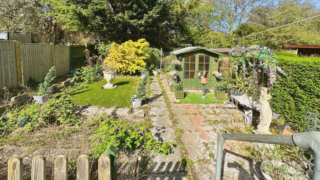 Property photo 2 of 16 Pbox-Img.Jpg