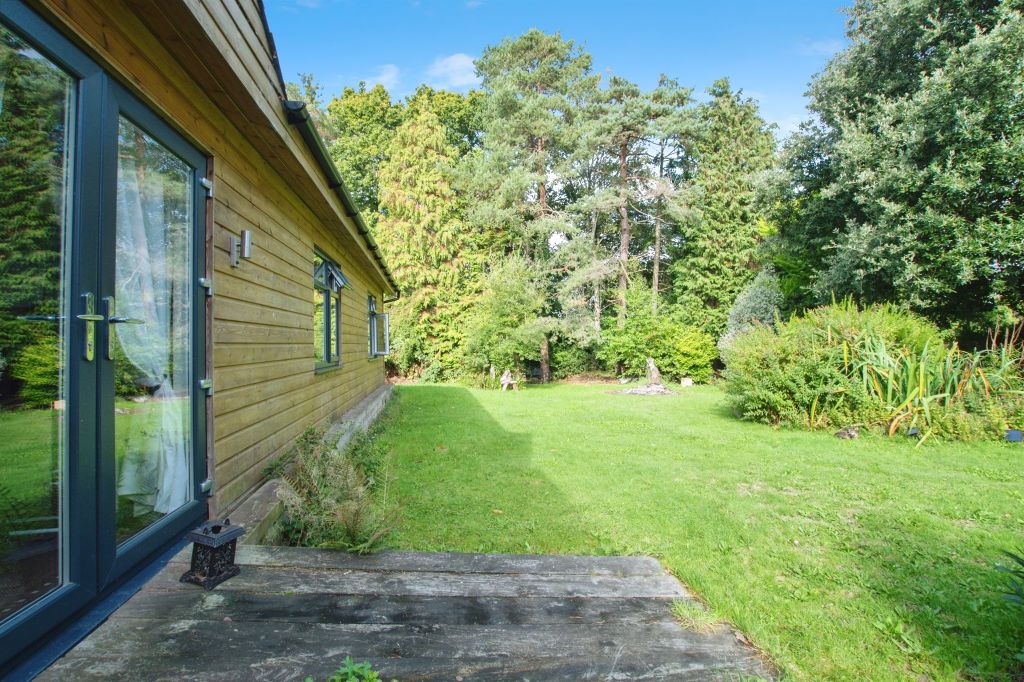 Property photo 3 of 23