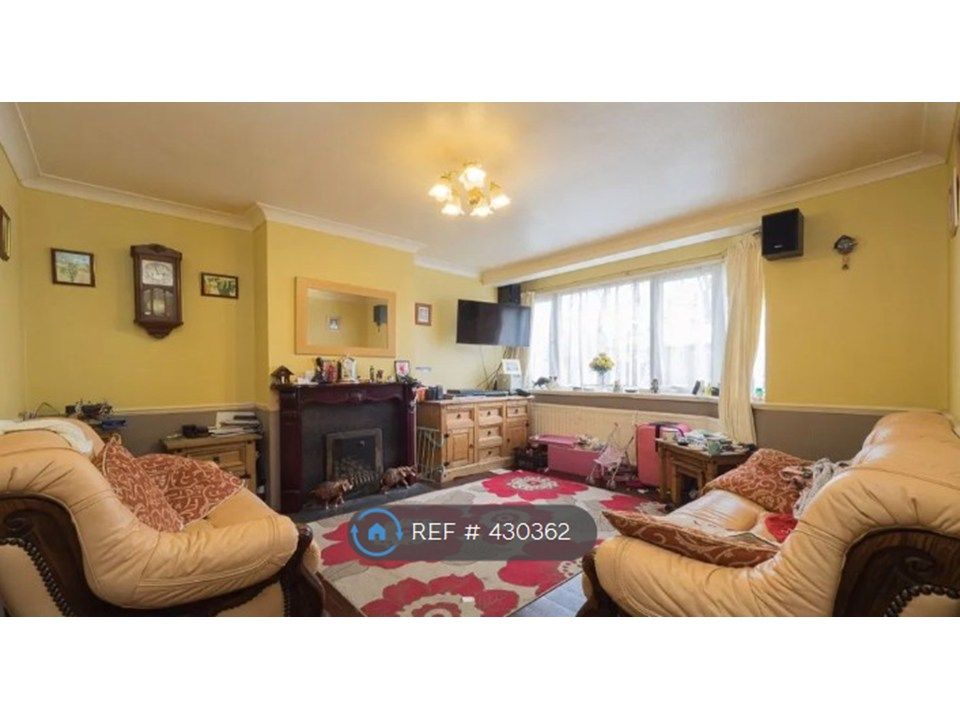 Property photo 3 of 3