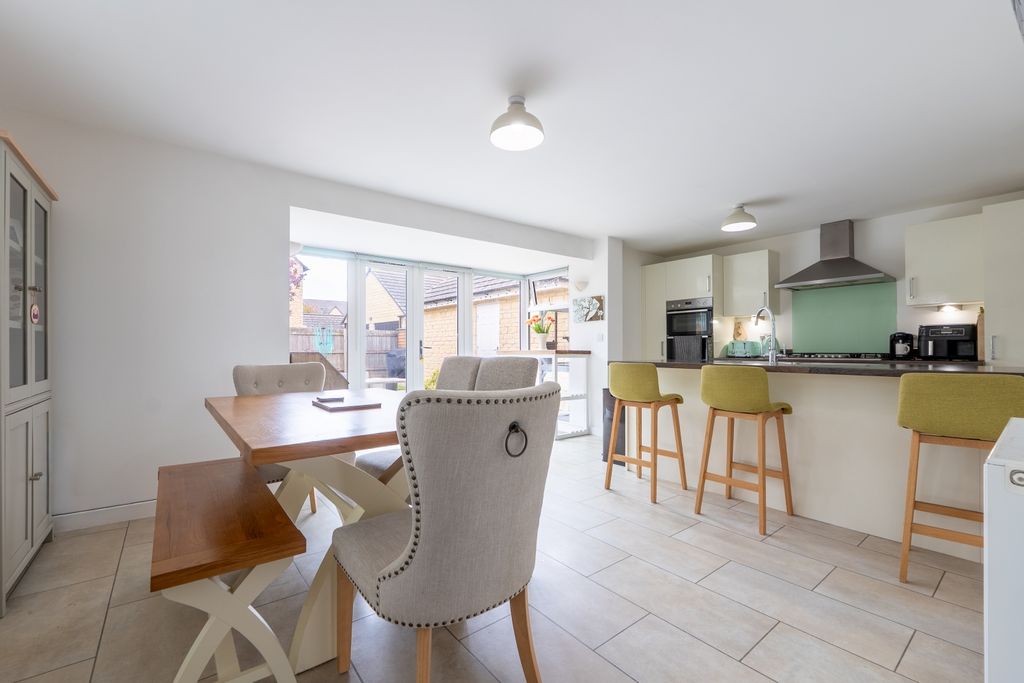 Property photo 3 of 25 Dsc05958-Hdr-2