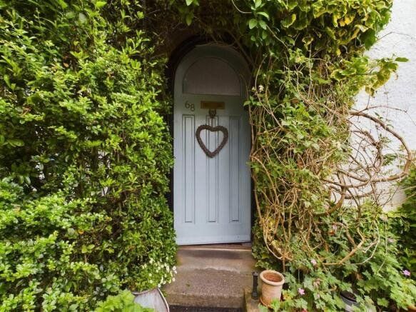 Property photo 2 of 16 Gallery