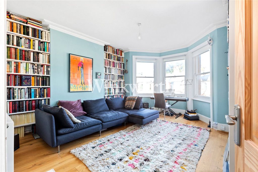 Property photo 3 of 15 Picture No. 22