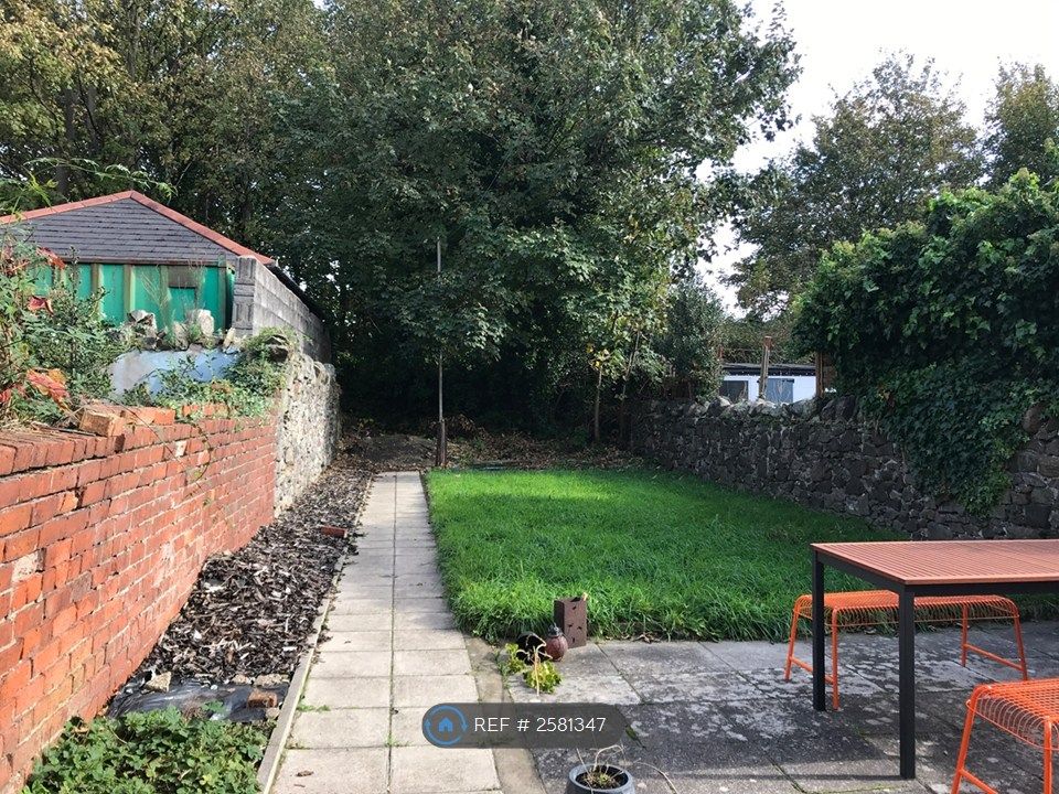 Property photo 1 of 11 Private Garden