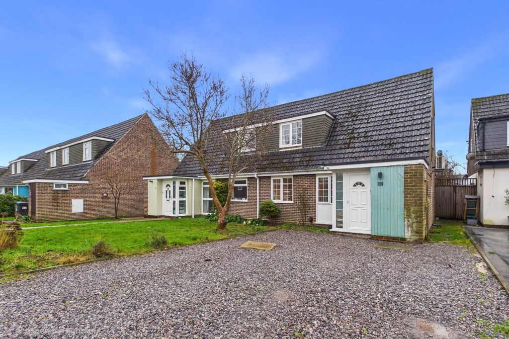 Property photo 1 of 20 Front Aspect