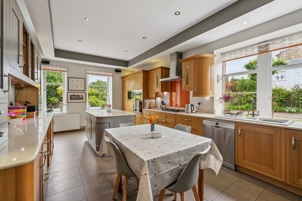 Additional image 10 of 5 bed detached house for sale17 Monreith Road, Newlands, Glasgow G43