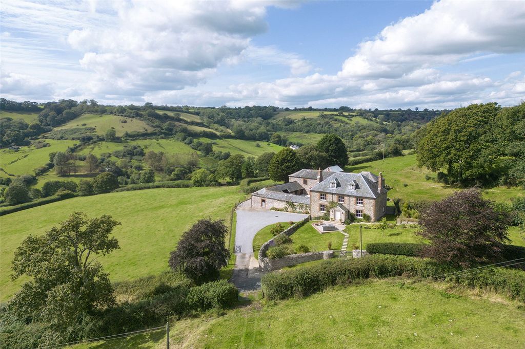 Property photo 1 of 21 Roncombe Farm