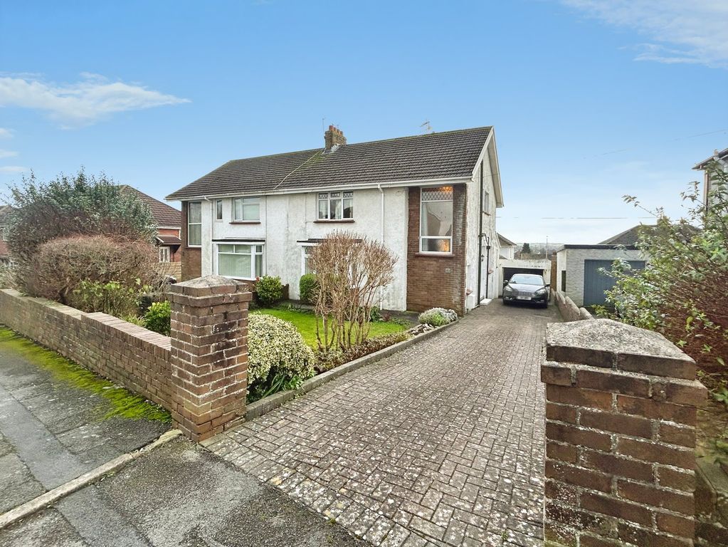 Property photo 1 of 21