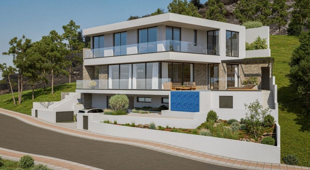 Property photo 3 of 13