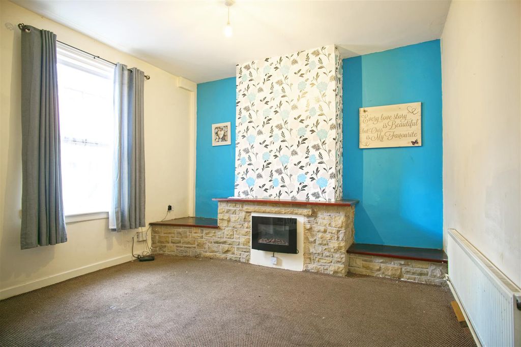 Property photo 2 of 9 Reception