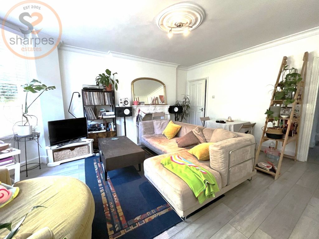 Property photo 1 of 13 3