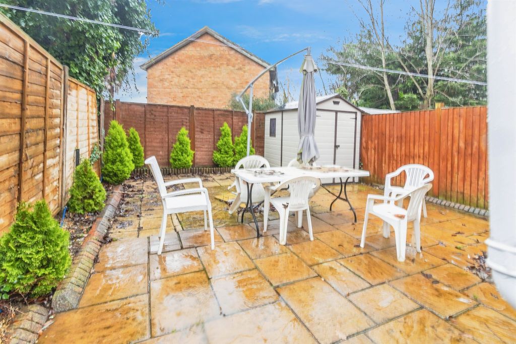 Property photo 2 of 19