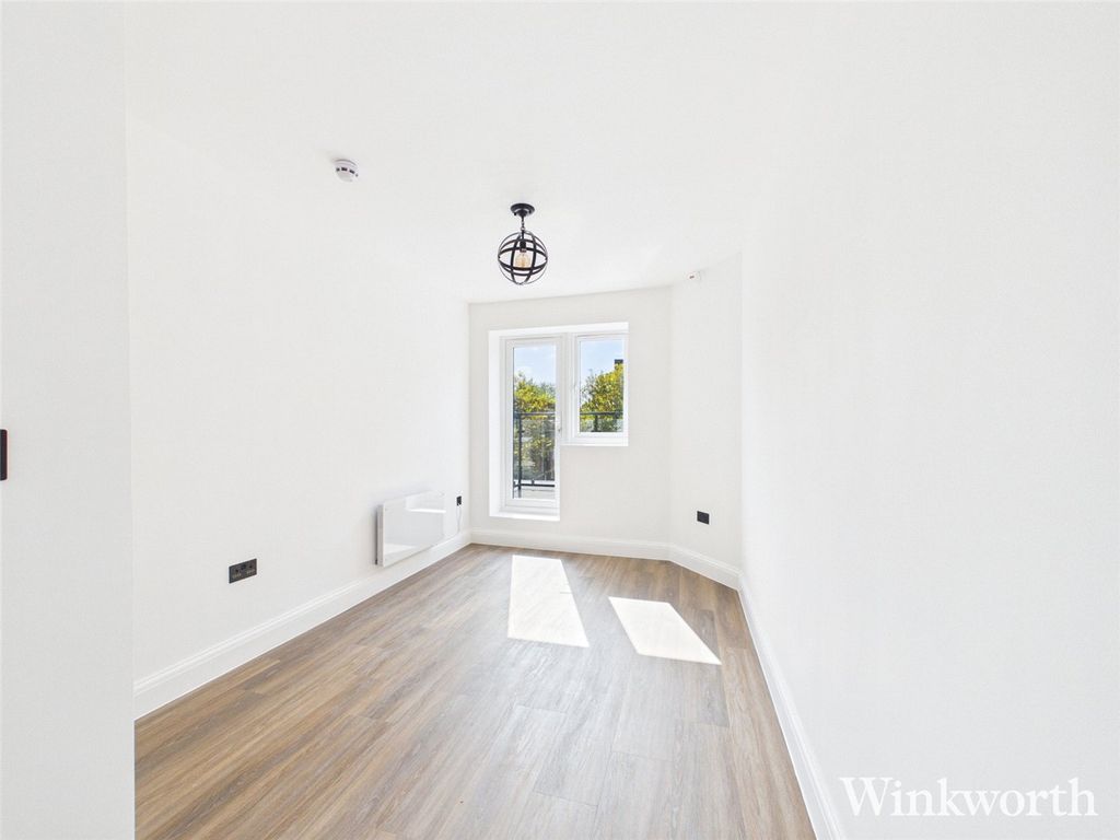 Property photo 2 of 3 Picture No. 04