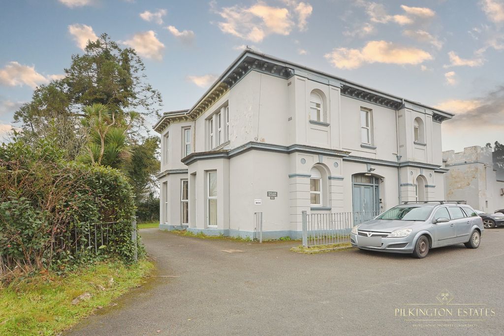 Property photo 1 of 33 4505041
