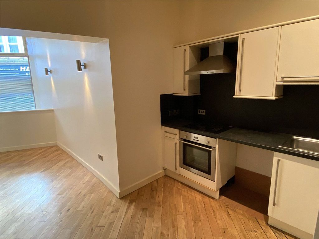 Property photo 2 of 7 Picture No. 06