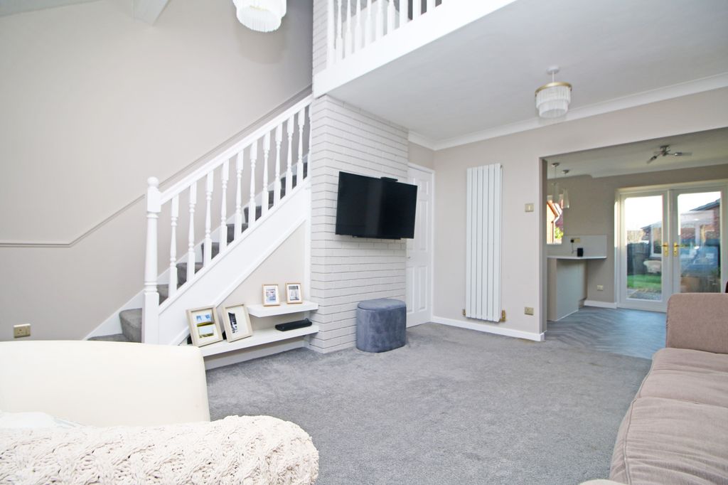 Property photo 3 of 14