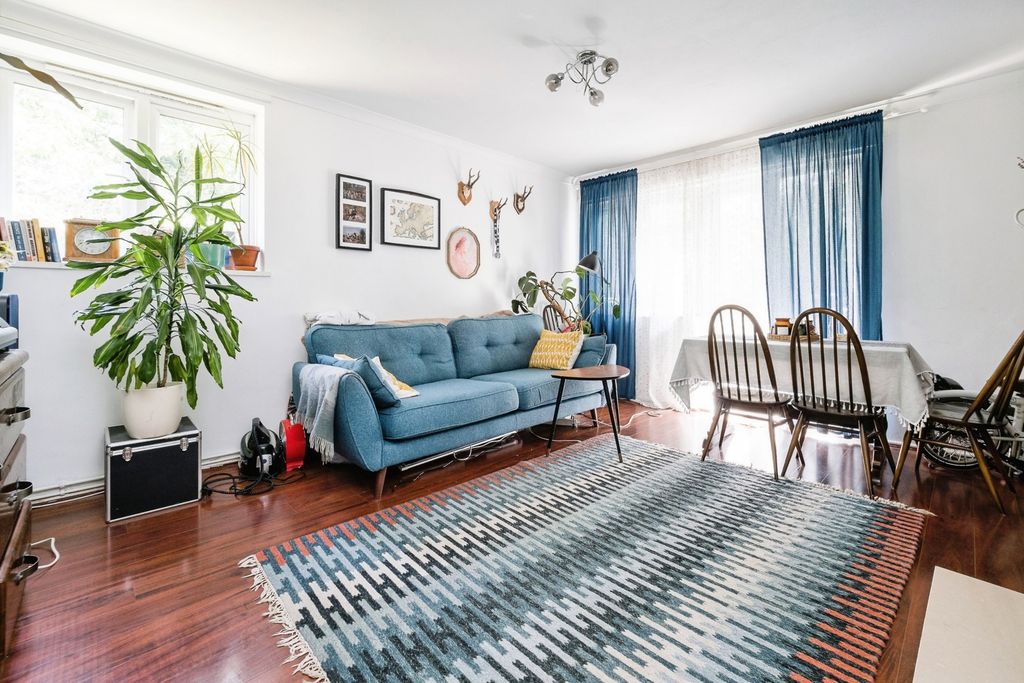 Property photo 1 of 20 Pbox-Img.Jpg