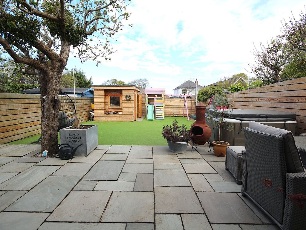 Property photo 2 of 37