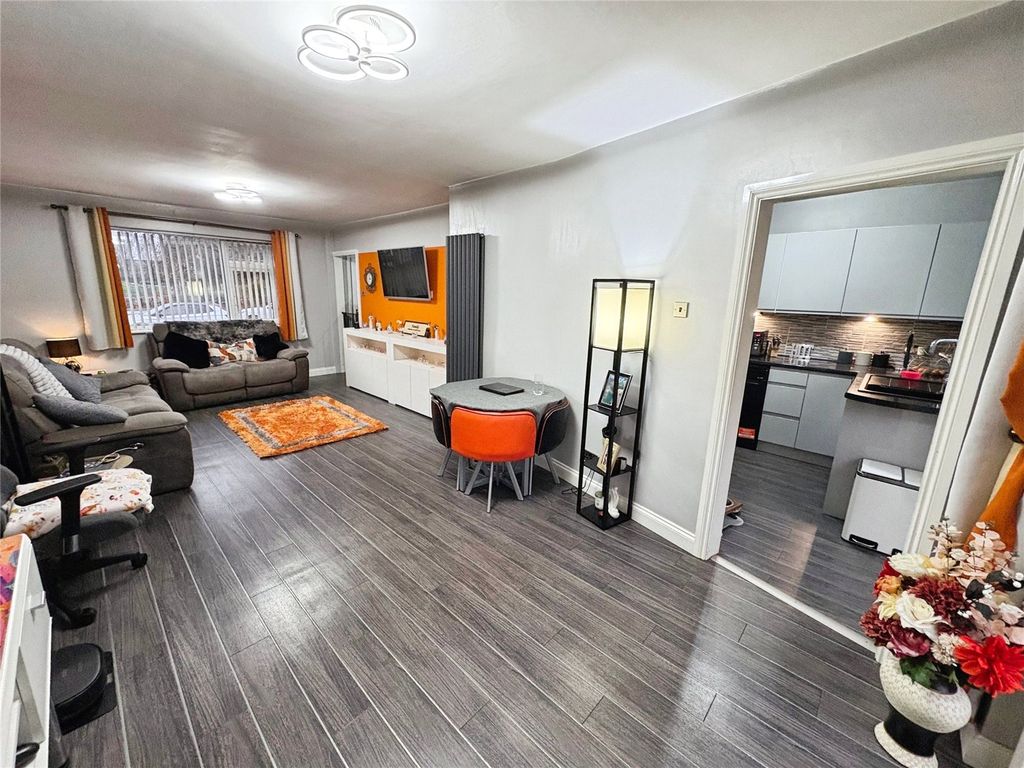 Property photo 2 of 26 Picture No. 02