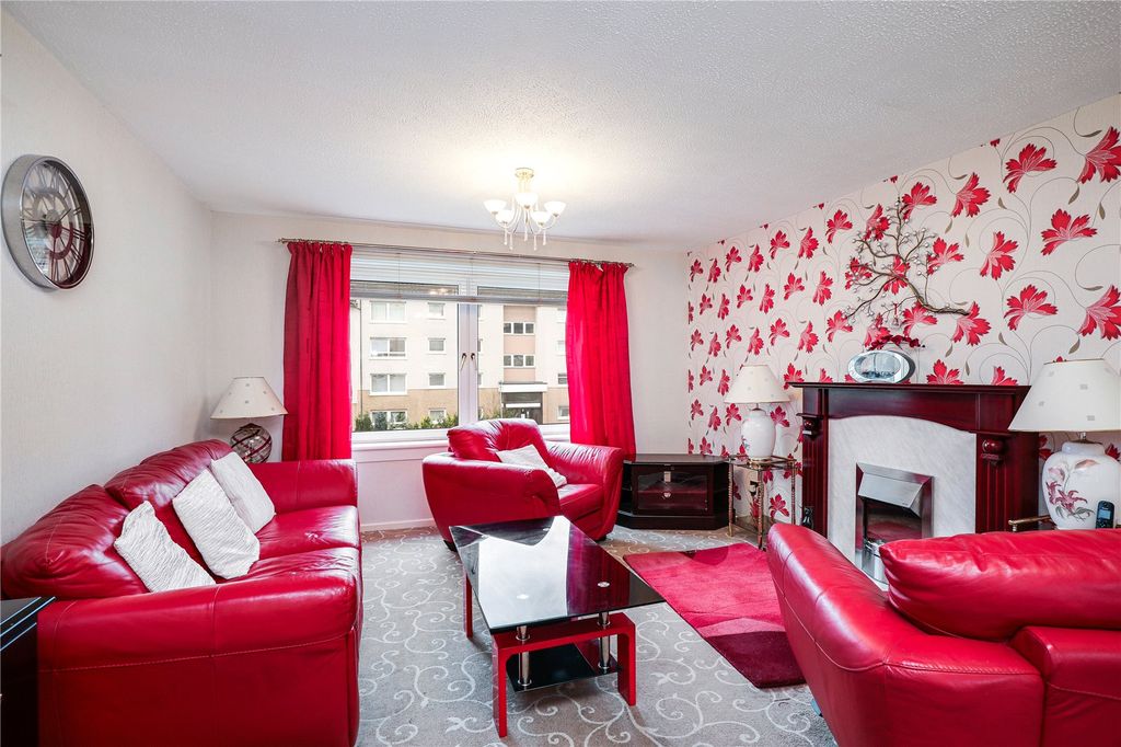 Property photo 2 of 18 Picture No. 40