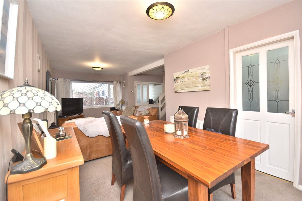 Property photo 3 of 13 Picture No. 24