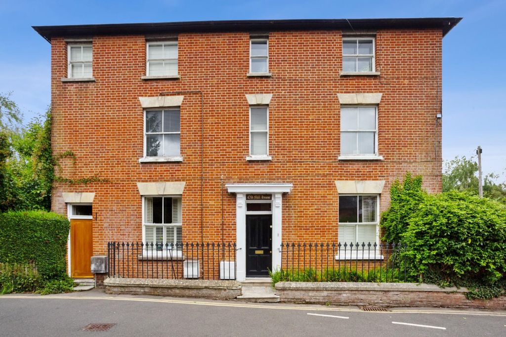 Property photo 1 of 13 Flat 2 322213 (2).Jpg