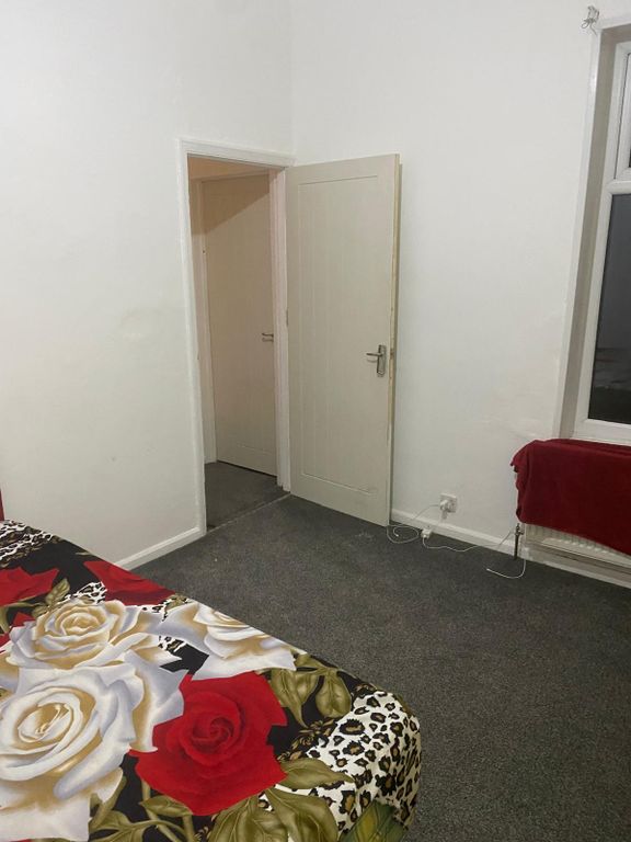 Property photo 3 of 3