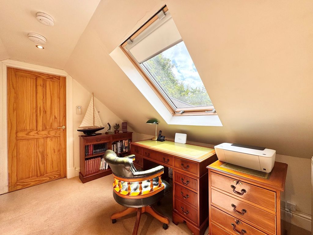 Additional image 38 of 5 bed property for saleSouthwood, Monkton KA9