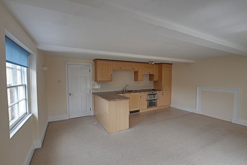 Property photo 2 of 12 Photo 10