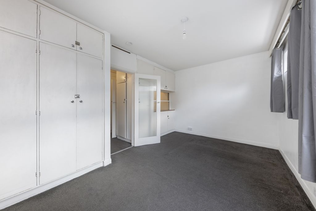 Property photo 3 of 5 Sarah Swift House...