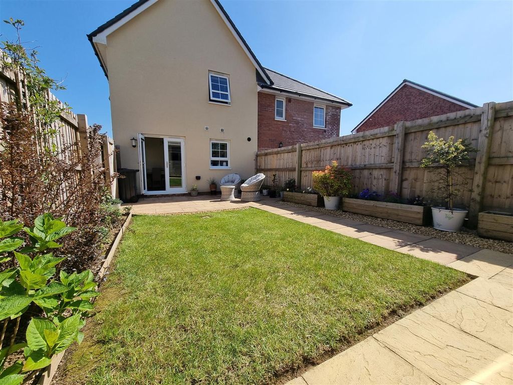 Property photo 1 of 16 Rear.Jpg
