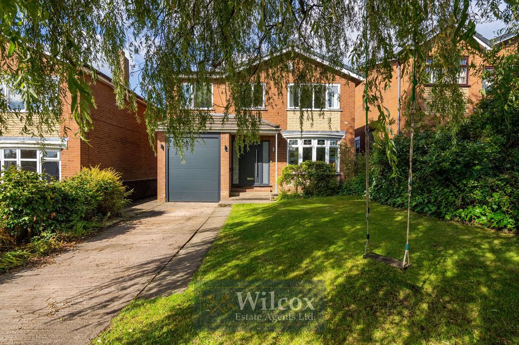 Property photo 1 of 37