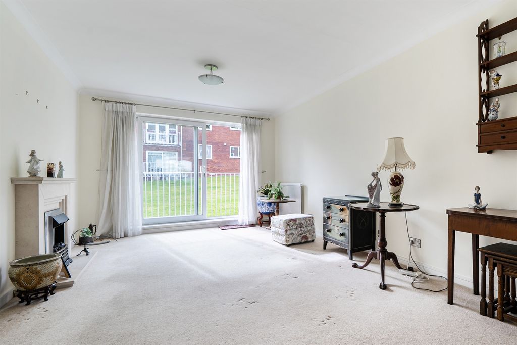 Property photo 3 of 13