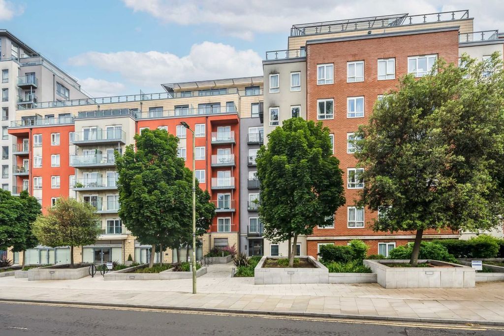 Property photo 1 of 7