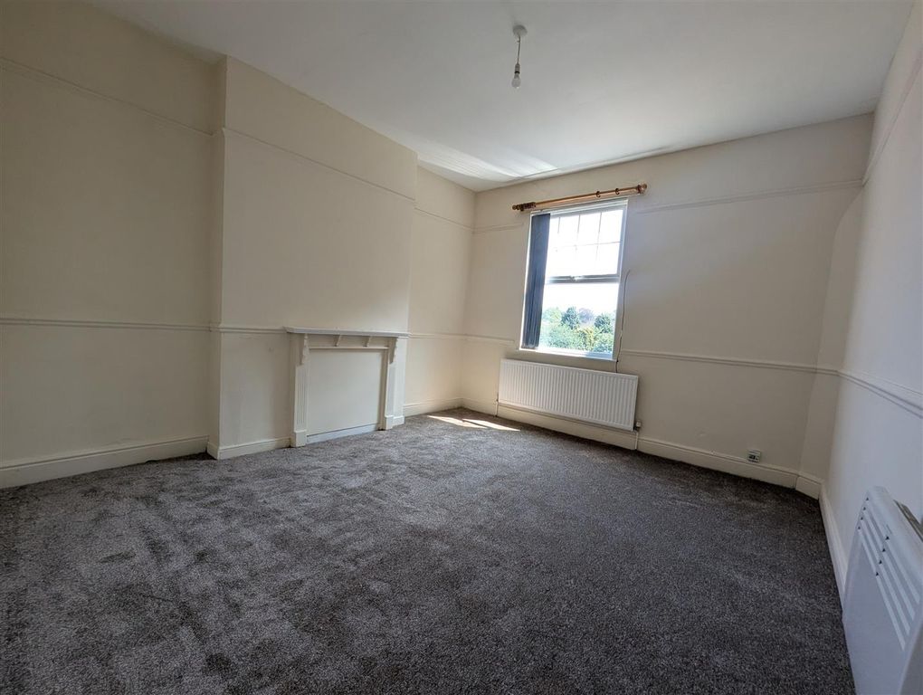 Property photo 2 of 4 1000487445.Jpg