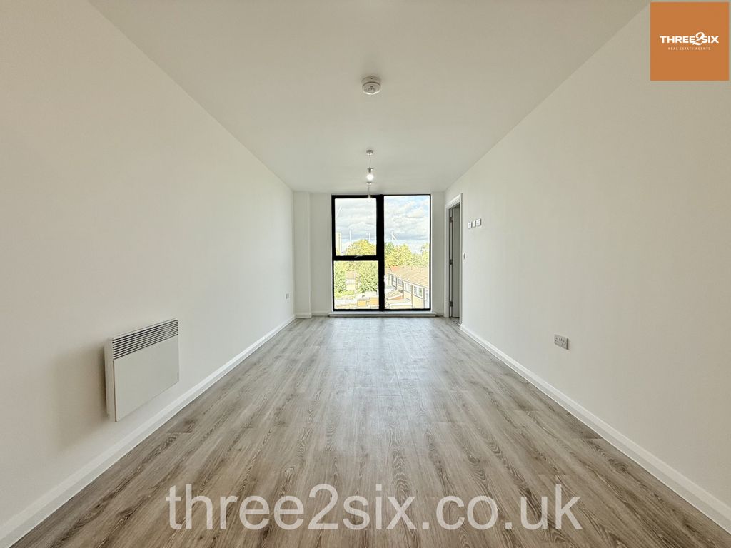 Property photo 3 of 5 Gallery