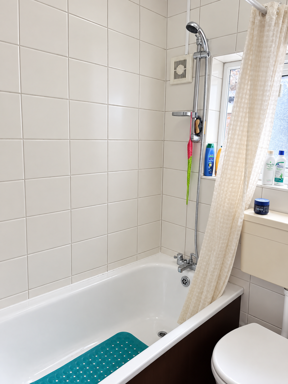 Property photo 2 of 9