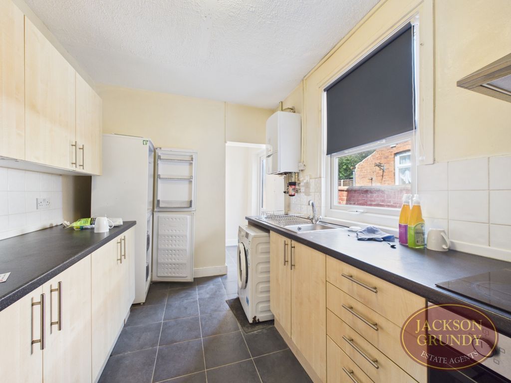 Property photo 3 of 12 Balmoral Road