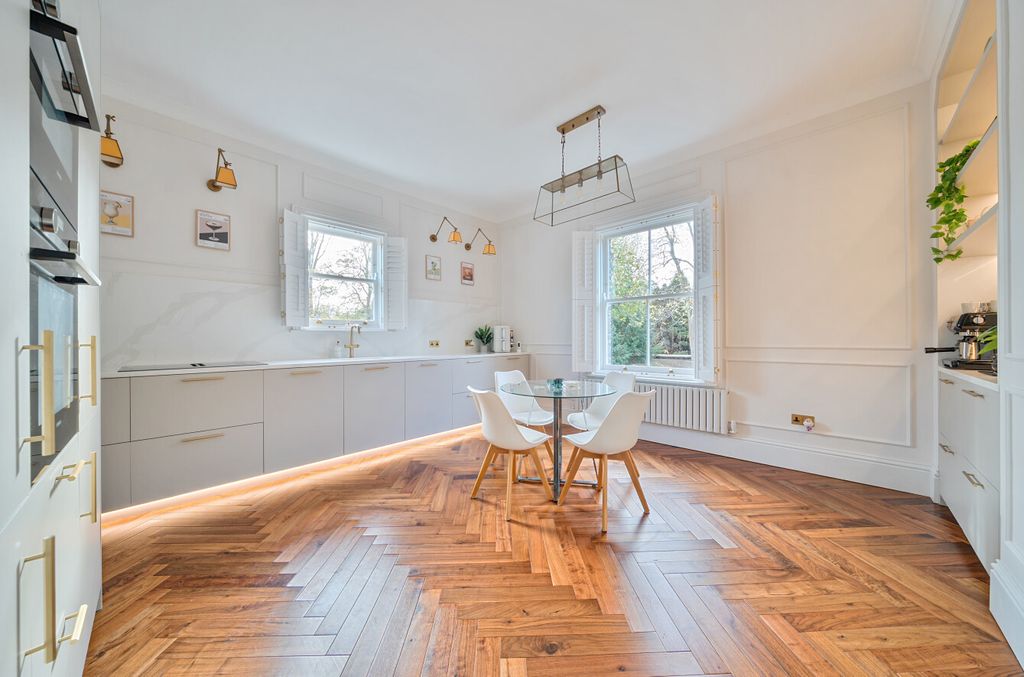 Property photo 2 of 24 1381575-7-691c5c7...