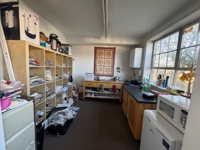 Property photo 3 of 6 Photo