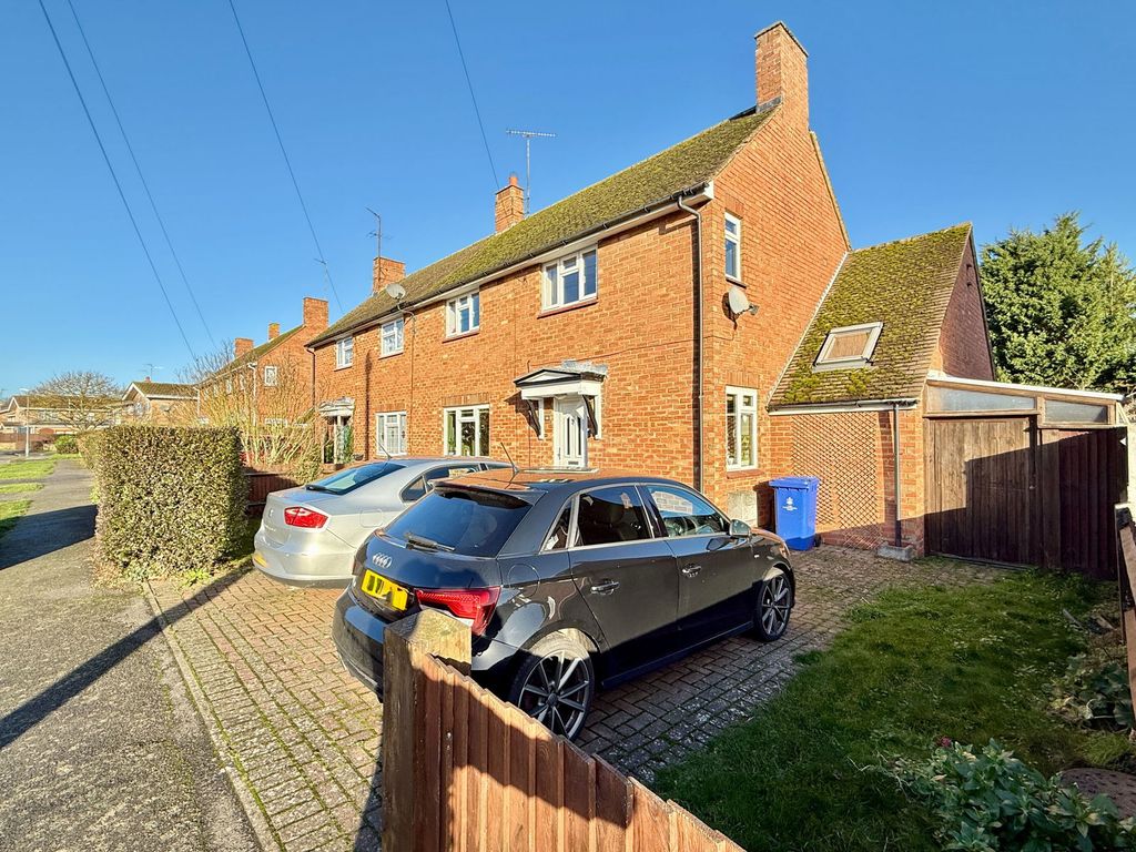 Property photo 2 of 50