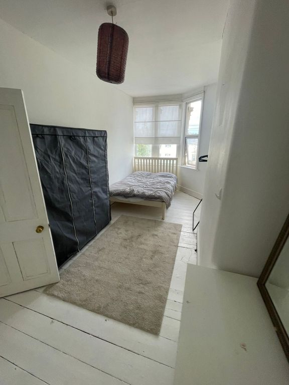 Property photo 3 of 9 A Cozy Student Bedroom Featuring A Small Mattress ...