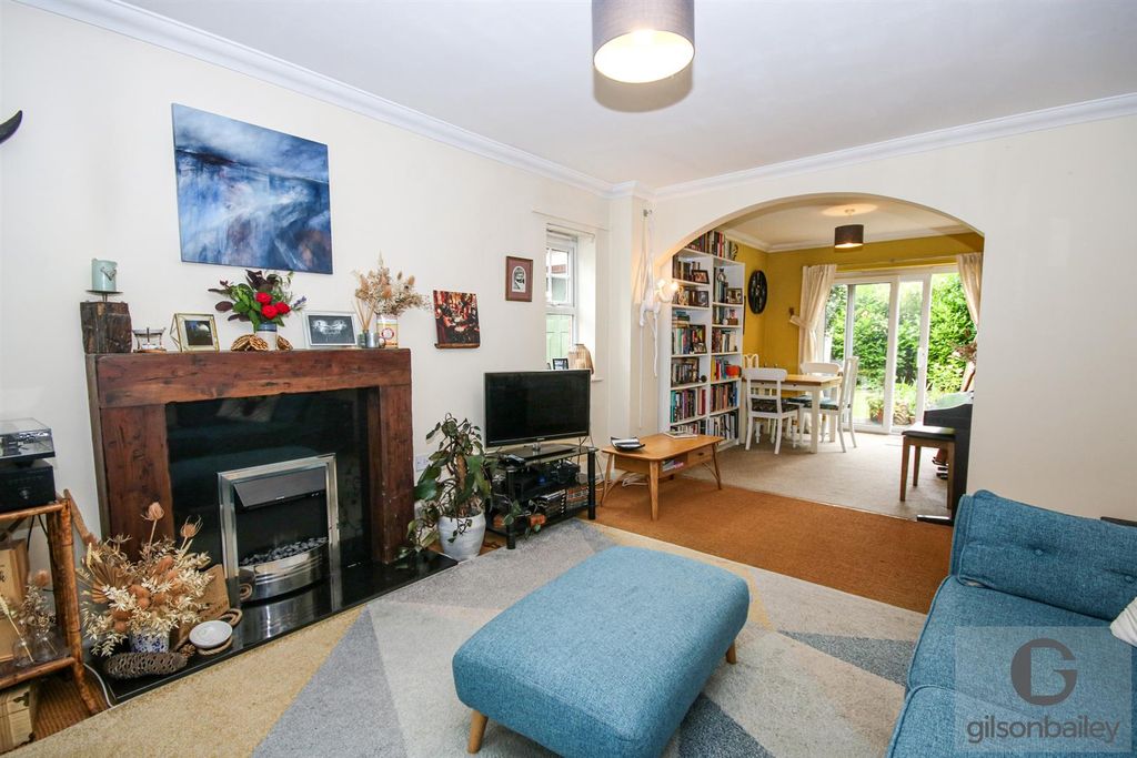 Property photo 2 of 13 Img_8046-2.Jpg