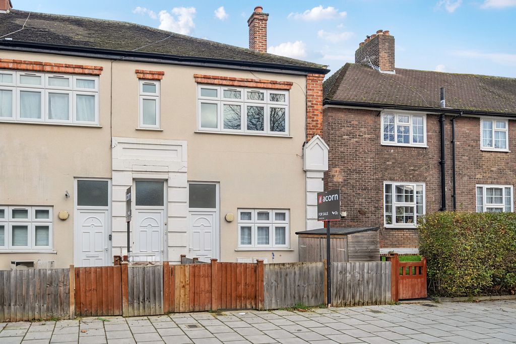 Property photo 1 of 12 External