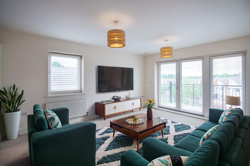 Property photo 2 of 7