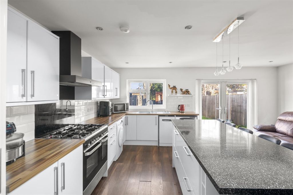 Property photo 2 of 14 Dsc_5136.Jpg