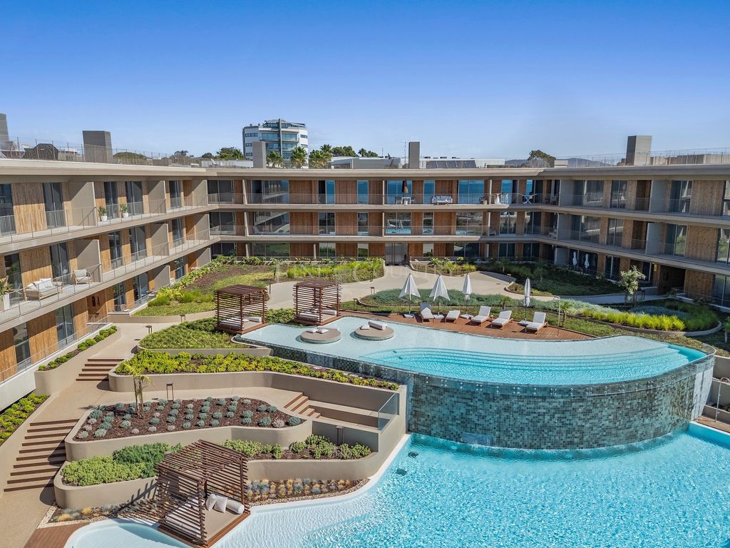 Property photo 1 of 30