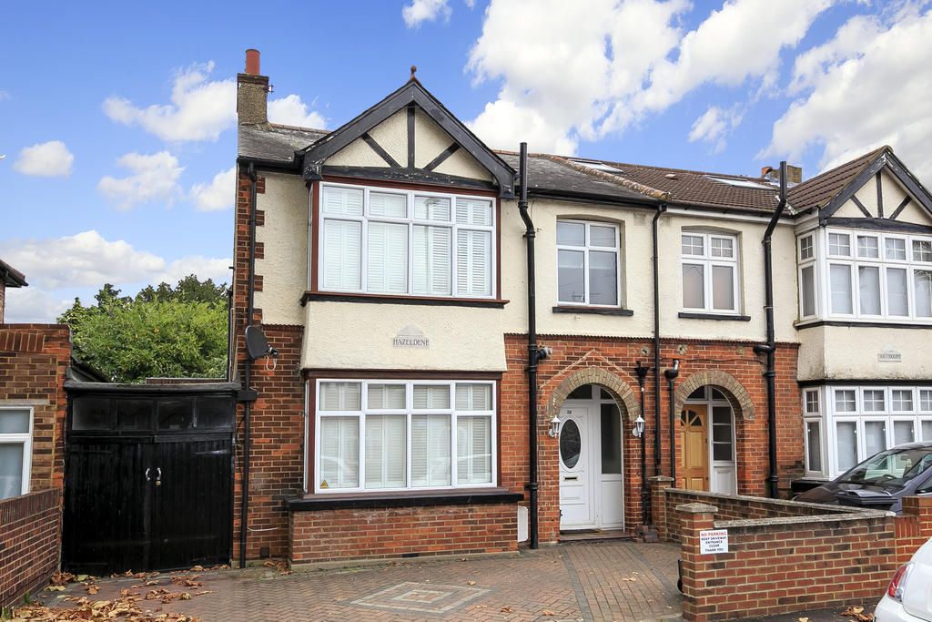 Property photo 1 of 11 5 Bed Semi-Detached House To Rent Hanworth Road, Feltham Tw13