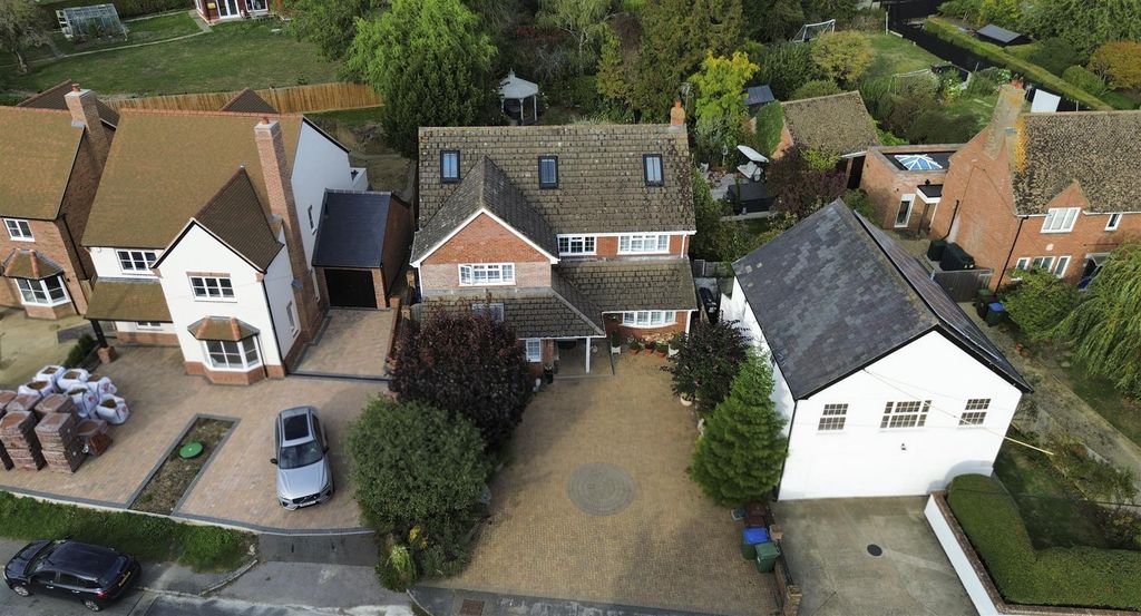 Property photo 1 of 31 Dji_Fly_20260925_174206_407_1790359761516_Photo_Op